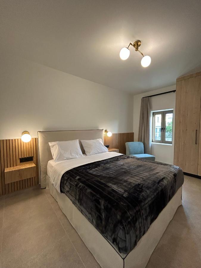Piedra Luxury Apartments Nauplion Buitenkant foto